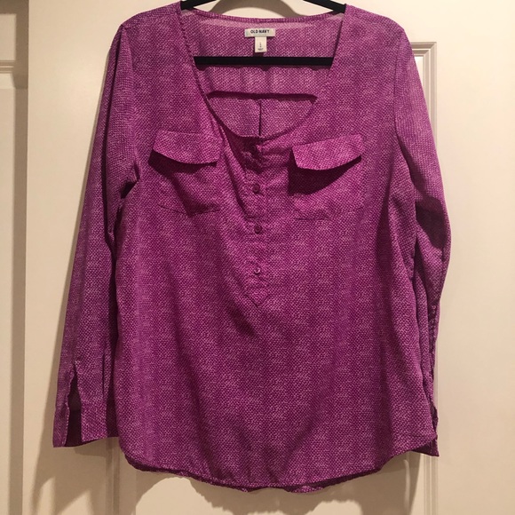 Flowy shirt! Work appropriate! - Picture 1 of 5